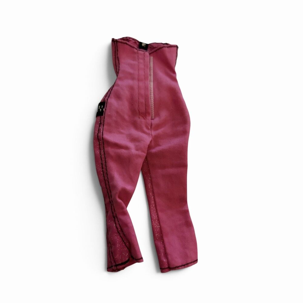 Vintage 1990s Barbie Fashionistas Sassy Fashion Pink Jumpsuit and Furry Jacket - Picture 3 of 4